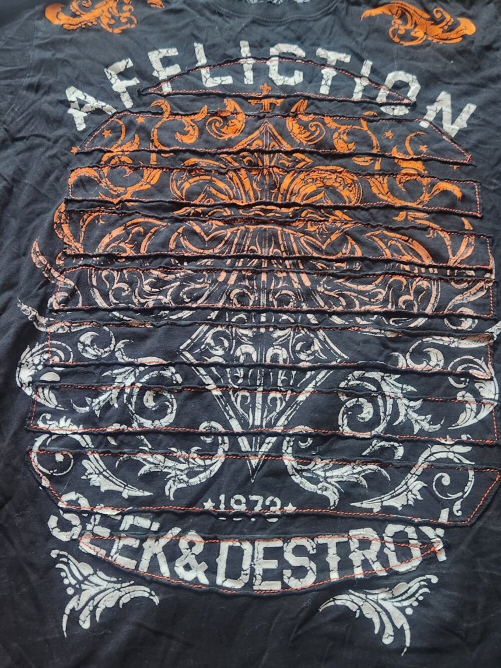 Affliction Tee - Picture 2 of 4